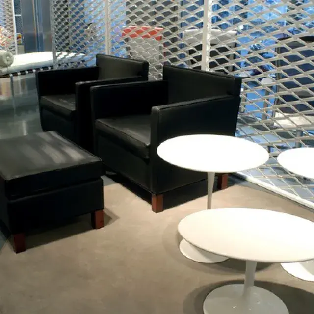 Showroom Knoll